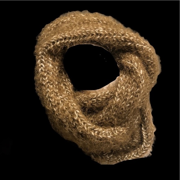 Deena & Ozzy Gold and Silver Infinity Scarf - Picture 4 of 4